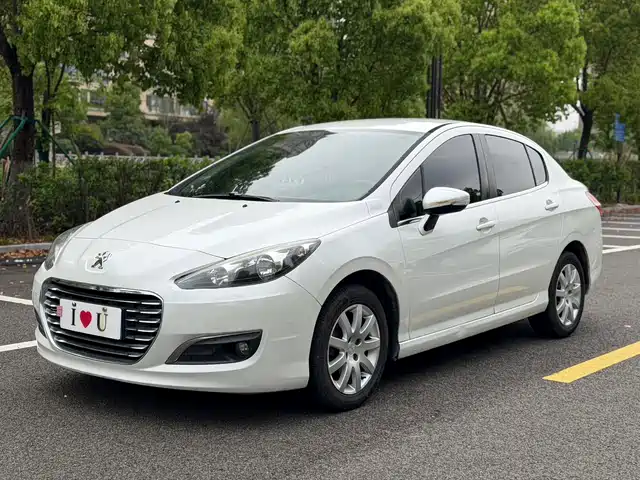 Peugeot Peugeot 308 Peugeot 308 2014 Enjoy Edition Classic 1.6l Automatic Premium Model — фото