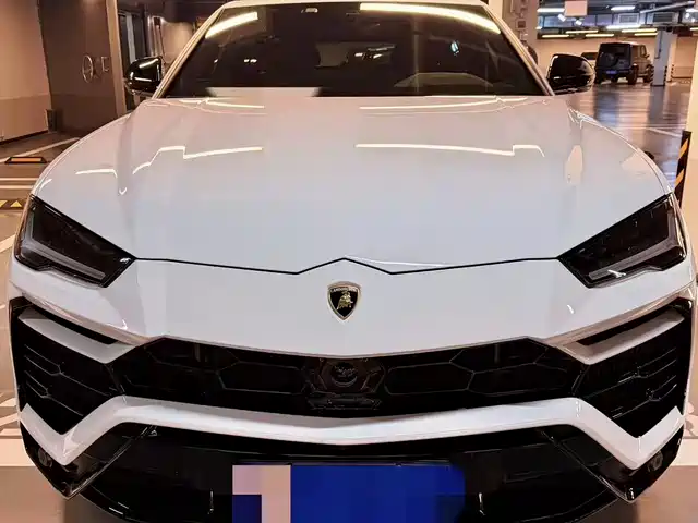 Lamborghini Urus Urus 2021 4.0t V8 — фото