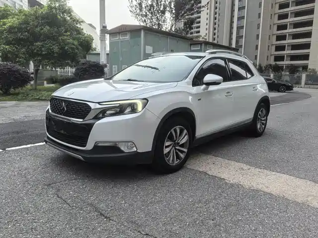 Ds Ds 6 Ds 6 2014 1.6t Deluxe Edition Thp200 — фото