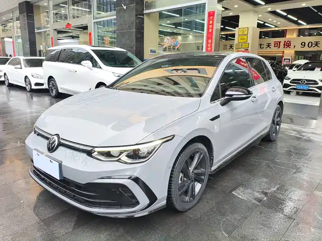 Volkswagen Golf Golf 2023 280tsi Dsg R-Line Lite — фото