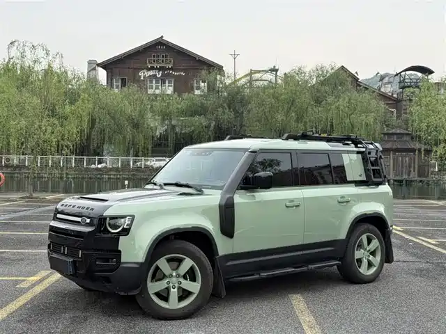 Land Rover Land Rover Defender Land Rover Defender 2023 110 3.0t P400 X — фото