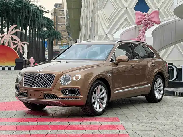 Bentley Bentayga Bentayga 2016 6.0t Standard Edition — фото