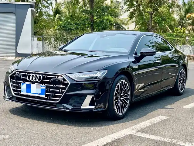 Audi Audi A7l Audi A7l 2024 45 Tfsi Luxury Model — фото