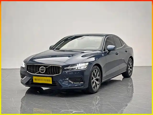 Volvo Volvo S60 Volvo S60 2023 B4 Zhiyi Luxury Edition — фото