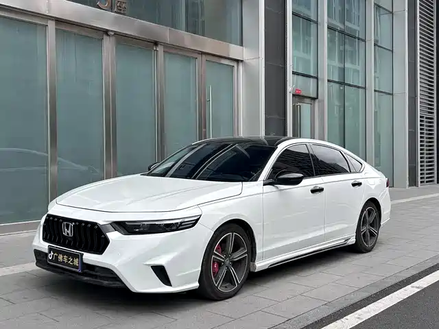 Honda Yingshipai Yingshipai 2025 260turbo Elegant Edition — фото