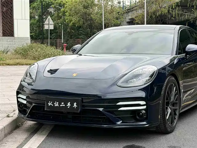 Porsche Panamera Panamera 2020 Panamera 10th Anniversary Edition 2.9t — фото