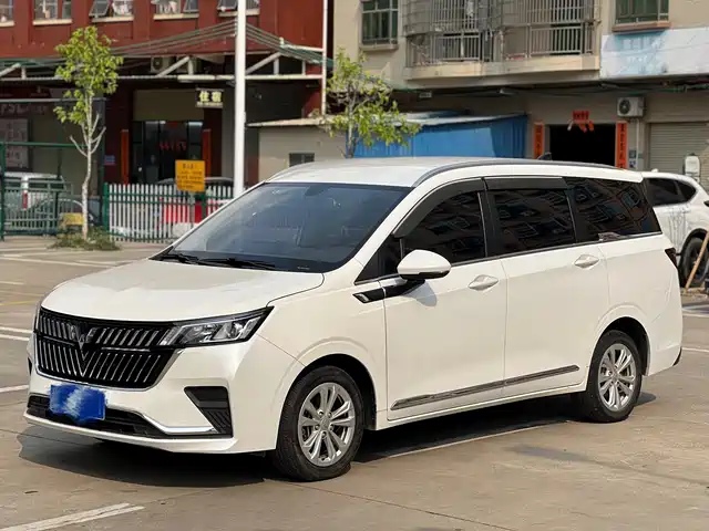 Wuling Motors Wuling Jiachen Wuling Jiachen 2022 1.5l Manual Comfort Model — фото