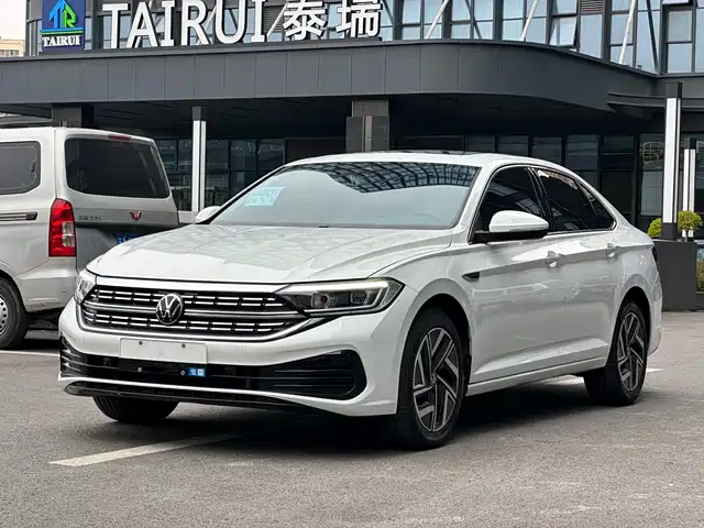 Volkswagen Sagitar Sagitar 2025 300tsi Dsg Super Edition — фото