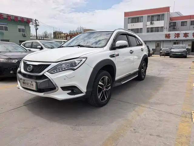 Byd Tang New Energy Tangxin Energy 2015 2.0t Four-Wheel Drive Flagship Model — фото