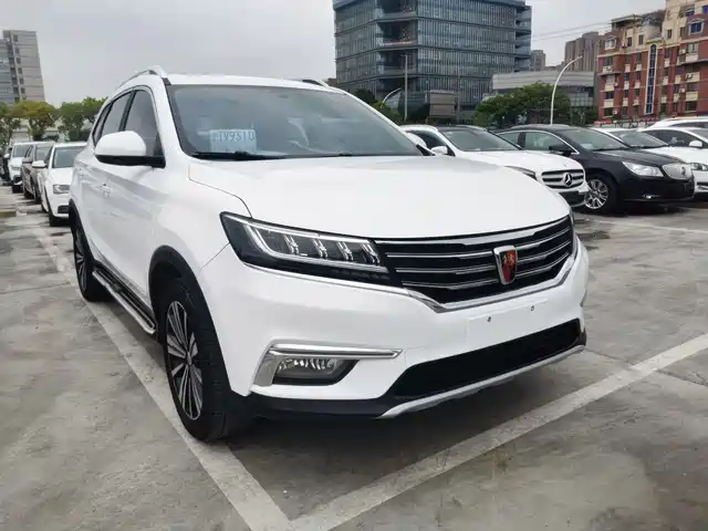 Roewe Roewe Rx5 Roewe Rx5 2019 20t Two-Wheel Drive Automatic 4g Interconnected Platinum Version — фото
