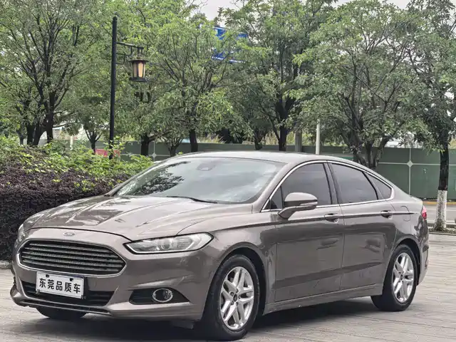 Ford Mondeo Mondeo 2013 1.5l Gtdi180 Fashion Model — фото