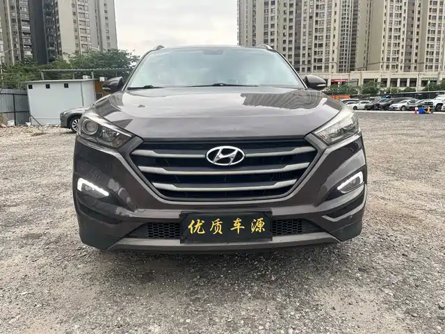 Hyundai Tucson Tucson 2015 1.6t Dual-Clutch Two-Wheel Drive Intelligent Model — фото