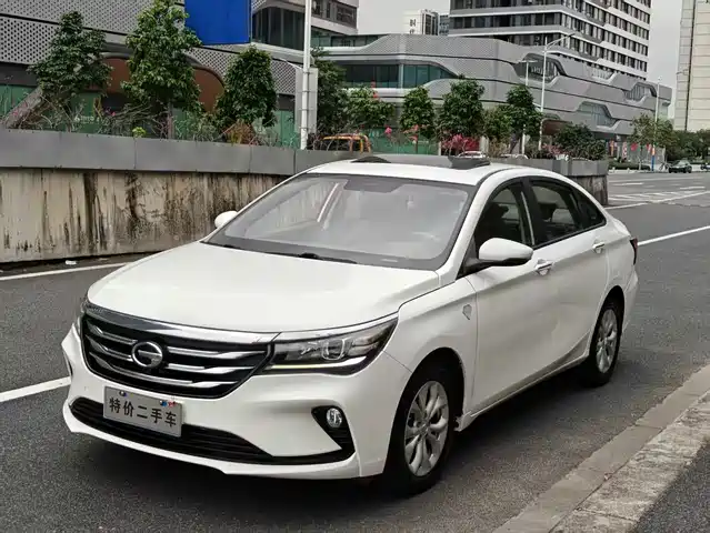 Gac Trumpchi Trumpchi Ga4 Trumpchi Ga4 2018 200t Automatic Deluxe Edition — фото