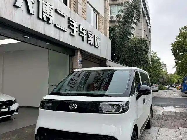 Saic Maxus Dana V1 Dana V1 2025 V1 Short-Axle Low-Roof Multi-Function Version (42kwh) — фото