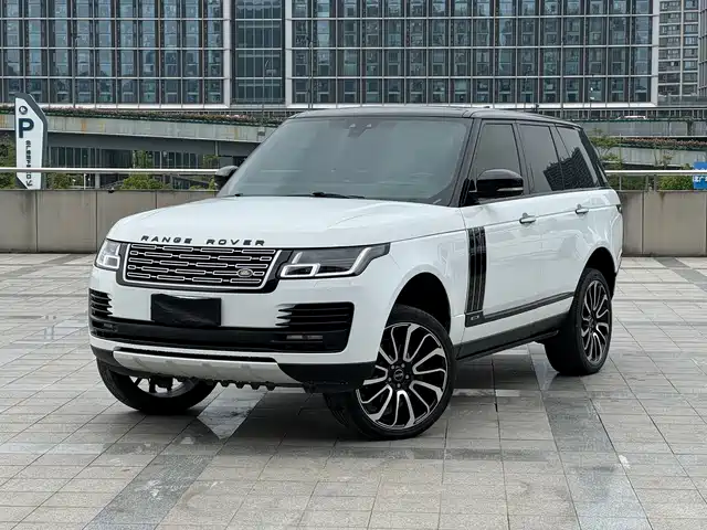 Land Rover Range Rover Range Rover 2016 3.0 Tdv6 Hybrid Vogue Se Genesis Extended Edition — фото