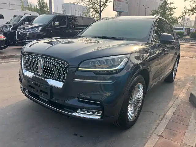 Lincoln Aviator Pilot 2020 3.0t V6 Four-Wheel Drive Premium Version — фото