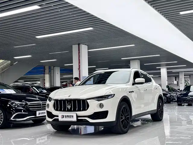 Maserati Levante 2021 г. — фото