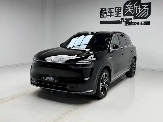 Aito Asks The World Wenjie M7 Wenjie M7 2026 Extended Range Max Four-Wheel Drive Version 5 Seats — фото