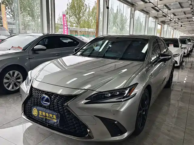 Lexus Lexus Es Lexus Es 2021 300h F Sport — фото