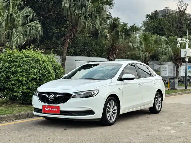 Buick Yinglang Yinglang 2021 1.3t Automatic Light Hybrid Elite Model — фото