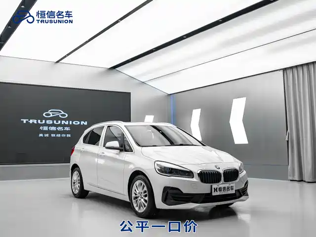 Bmw Bmw 2 Series Station Wagon Bmw 2 Series Touring 2018 218i Leading Model — фото