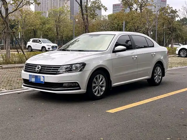 Volkswagen Lavida Lavida 2015 230tsi Dsg Comfort Edition — фото