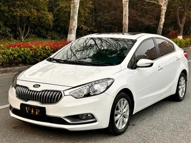Kia Kia K3 Kia K3 2015 1.6l Automatic Gls — фото