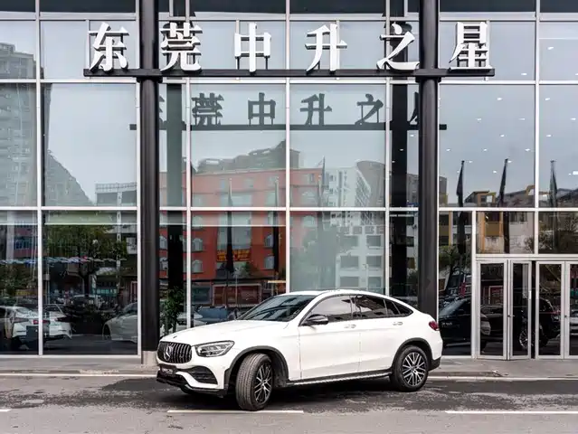 Mercedes-Benz Mercedes-Benz Glc Coupe Mercedes-Benz Glc Coupe 2021 Glc 300 4matic Coupe Suv — фото