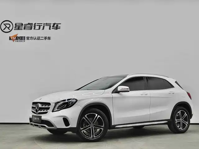 Mercedes-Benz Mercedes-Benz Gla Mercedes-Benz Gla 2018 Gla 200 Fashion Model — фото