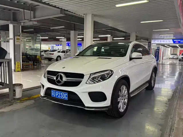 Mercedes-Benz Mercedes-Benz Gle Coupe Mercedes-Benz Gle Coupe 2015 Gle 320 4matic Coupe Suv — фото