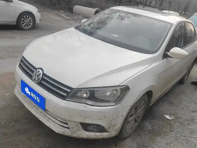 Volkswagen Jetta Jetta 2015 Premium Edition 1.6l Manual Comfort Type — фото