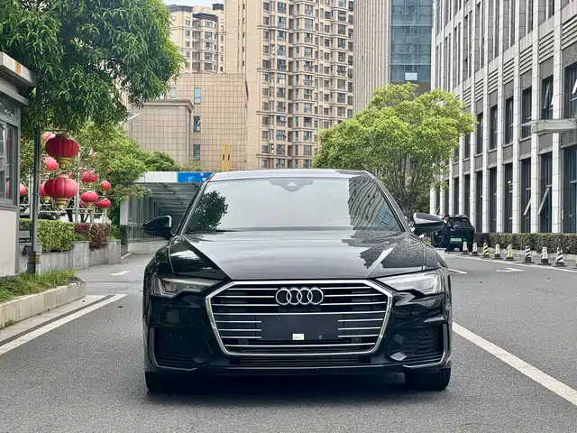 Audi Audi A6l Audi A6l 2021 40 Tfsi Luxury And Dynamic Model — фото