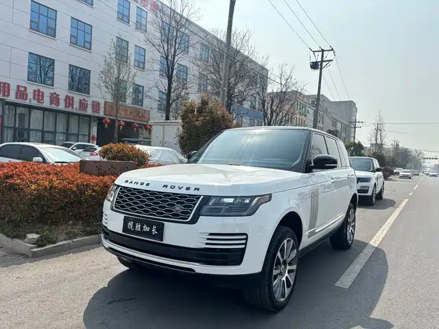 Land Rover Range Rover Range Rover 2019 3.0 Scv6 Legend Edition — фото