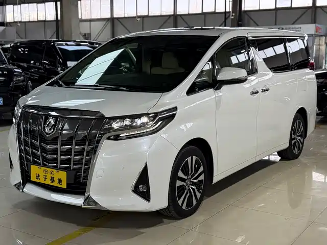 Toyota Elfa Alfa 2018 Facelift 3.5l Premium Version — фото