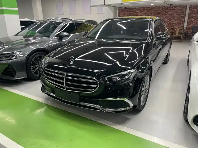 Mercedes-Benz Mercedes-Benz E-Class Mercedes-Benz E-Class 2022 Facelift E 300 L Premium Model — фото