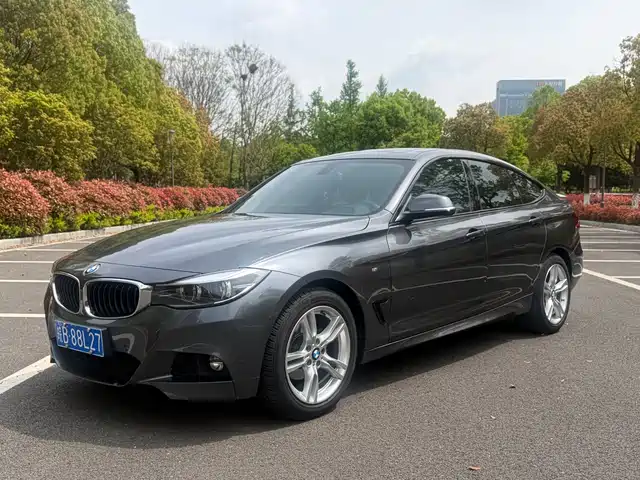 Bmw Bmw 3 Series Gt Bmw 3 Series Gt 2018 320i Fashion Model — фото