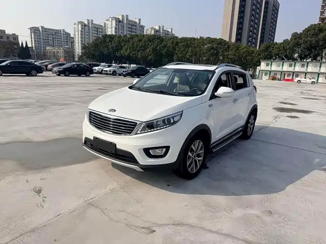 Kia Smart Running Zhipao 2015 2.0l Automatic Two-Wheel Drive Gls — фото