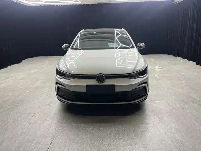 Volkswagen Golf Golf 2023 Facelift 280tsi Dsg R-Line Lite — фото