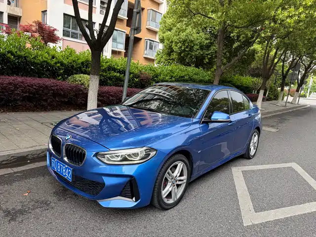Bmw Bmw 1 Series Bmw 1 Series 2019 118i M Sports Package — фото