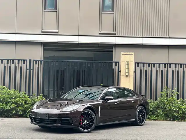 Porsche Panamera Panamera 2017 Panamera 4 Executive Extended Edition 3.0t — фото