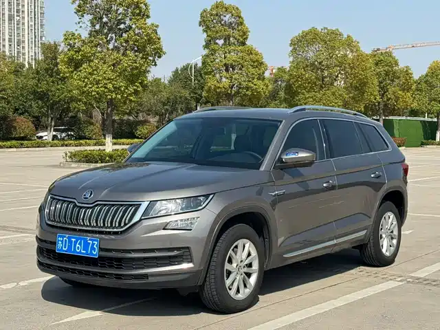 Skoda Kodiak Kodiak 2018 Facelift Tsi330 5-Seater Two-Wheel Drive Comfort Version — фото