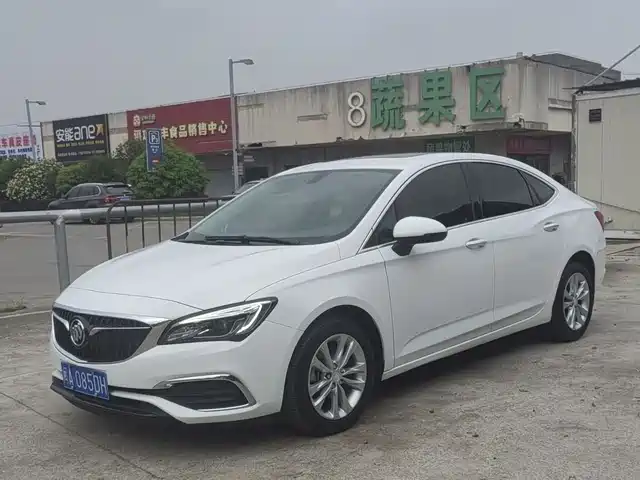 Buick Valeant Weilang 2018 Sedan 20t Dual-Clutch Luxury Model — фото
