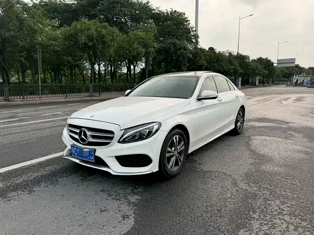Mercedes-Benz Mercedes Benz C Class Mercedes-Benz C-Class 2015 Facelift C 200 L Sporty — фото