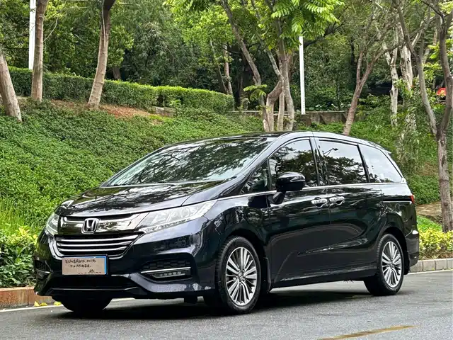 Honda Odyssey Odyssey 2018 2.4l Deluxe Edition — фото