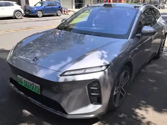 Nio Nio Et5t Nio Et5t 2025 Champion Commemorative Edition 75kwh Touring — фото