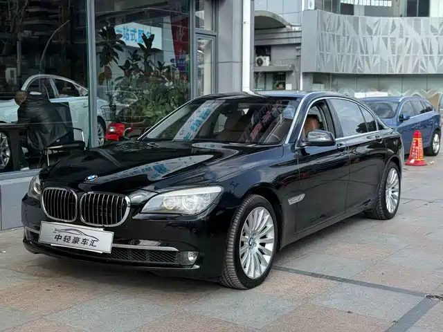 Bmw Bmw 7 Series Bmw 7 Series 2010 760li — фото
