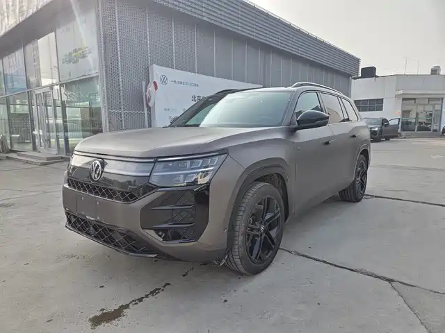 Volkswagen Tuang Touron 2025 Touron Pro 450tsi Four-Wheel Drive Peak Version — фото