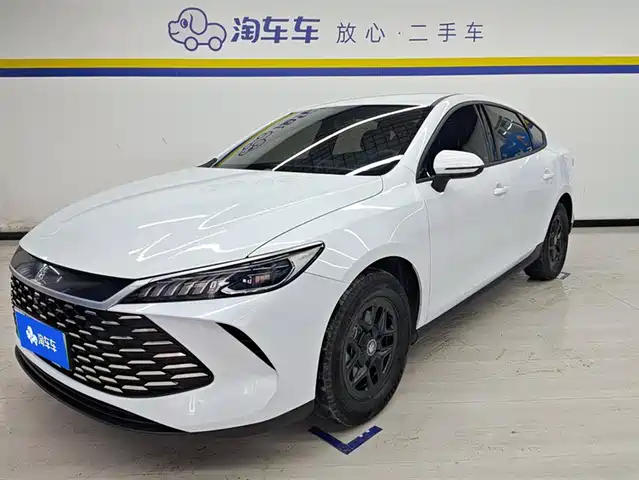 Byd Qin Plus Qin Plus 2025 Dm-I Smart Driving Version 55km Leading Model — фото
