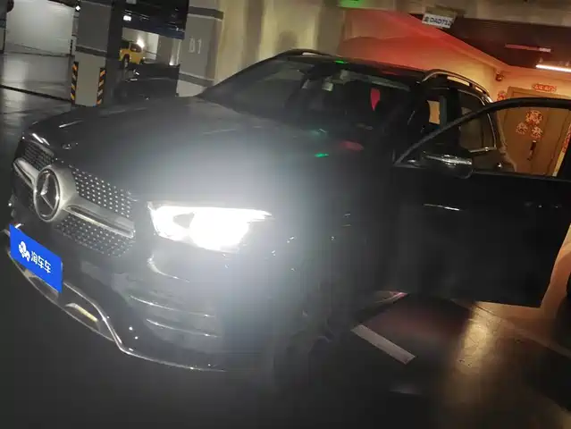 Mercedes-Benz Mercedes-Benz Gle Mercedes-Benz Gle 2020 Gle 450 4matic Fashion Model — фото