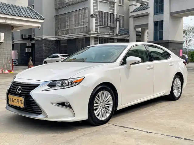 Lexus Lexus Es Lexus Es 2017 200 30th Anniversary Edition — фото